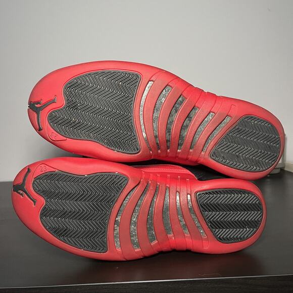 Size 9.5 - Jordan 12 Retro Mid Flu Game main image 4